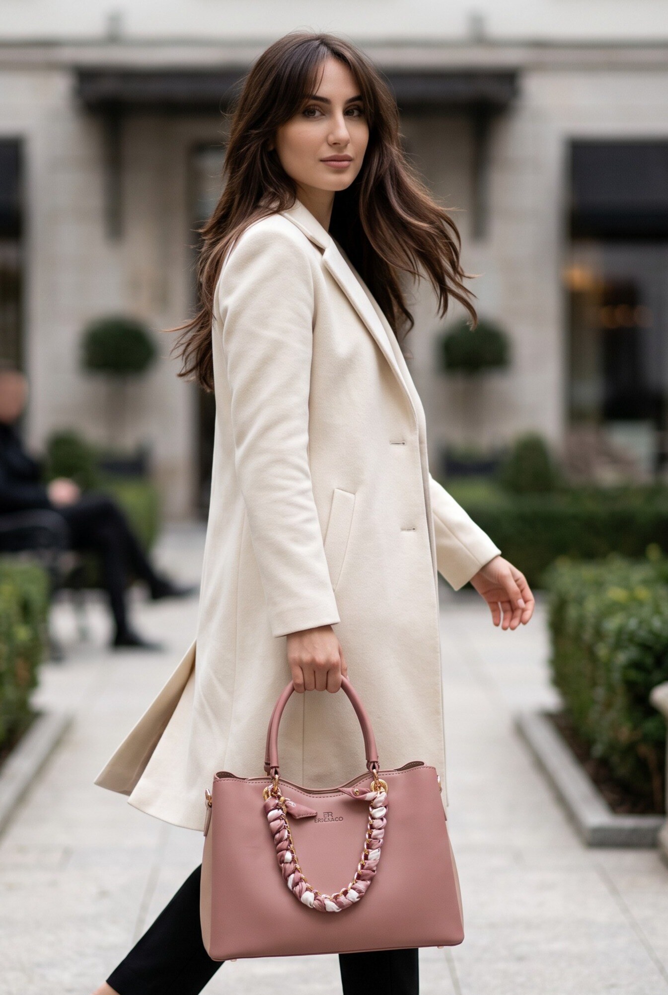 Wholesaler LUX - Handbag — braided chain with scarf — with matching clutch — CHIC