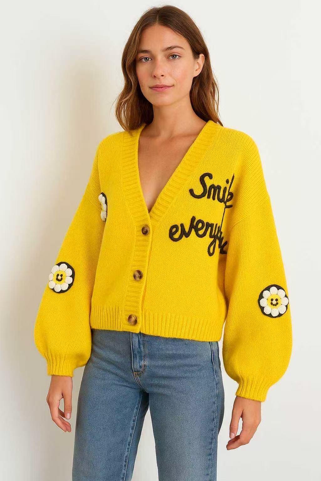 Grossiste LUZABELLE Paris - Cardigan brodé Smile – Maille signature LUZABELLE