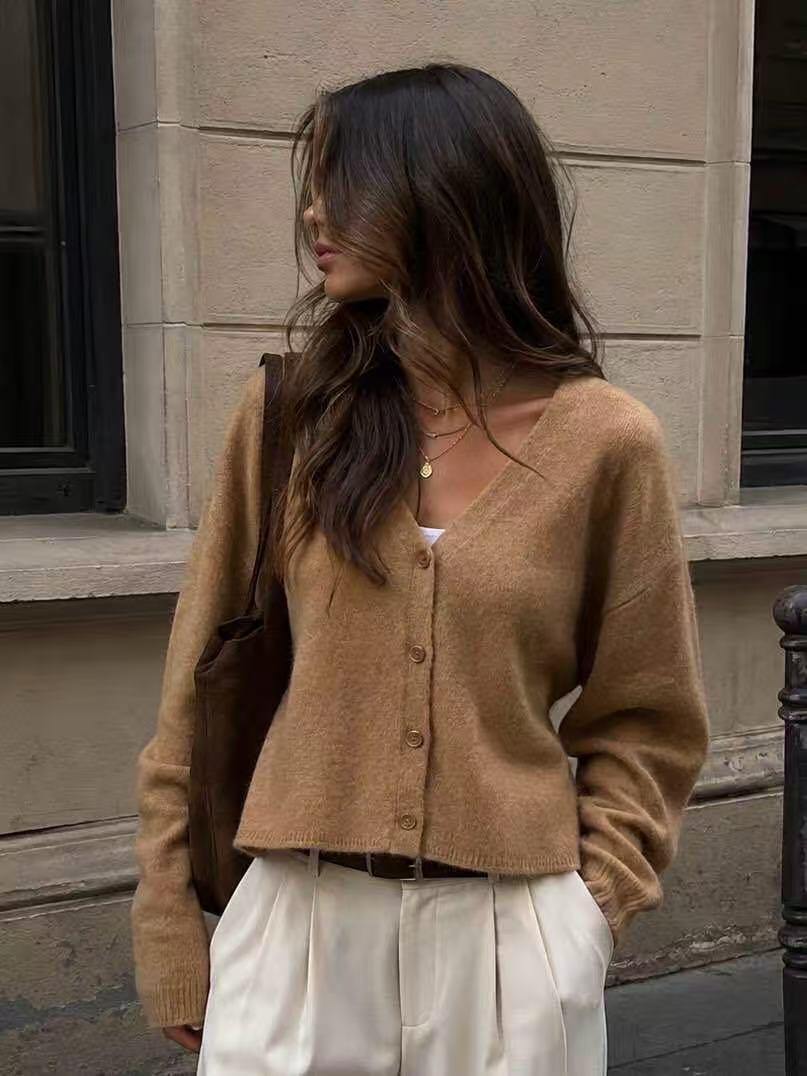 Wholesaler LUZABELLE Paris - Fine Knit V-Neck Cardigan