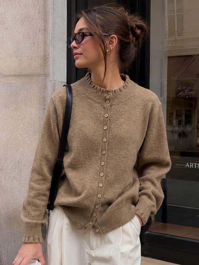 Großhändler LUZABELLE Paris - Geknöpfter Cardigan aus überwiegend Wolle – LUZABELLE