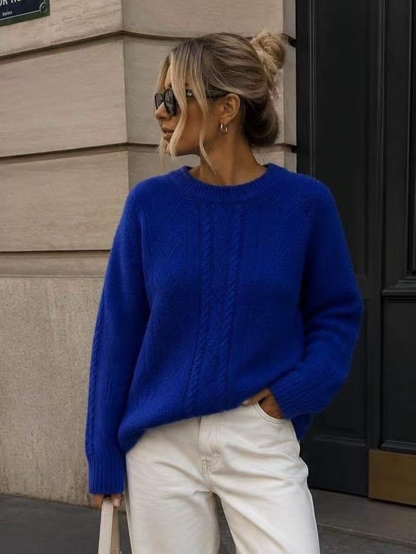 Wholesaler LUZABELLE Paris - 100% Wool Sweater with Heart and Cable Patterns