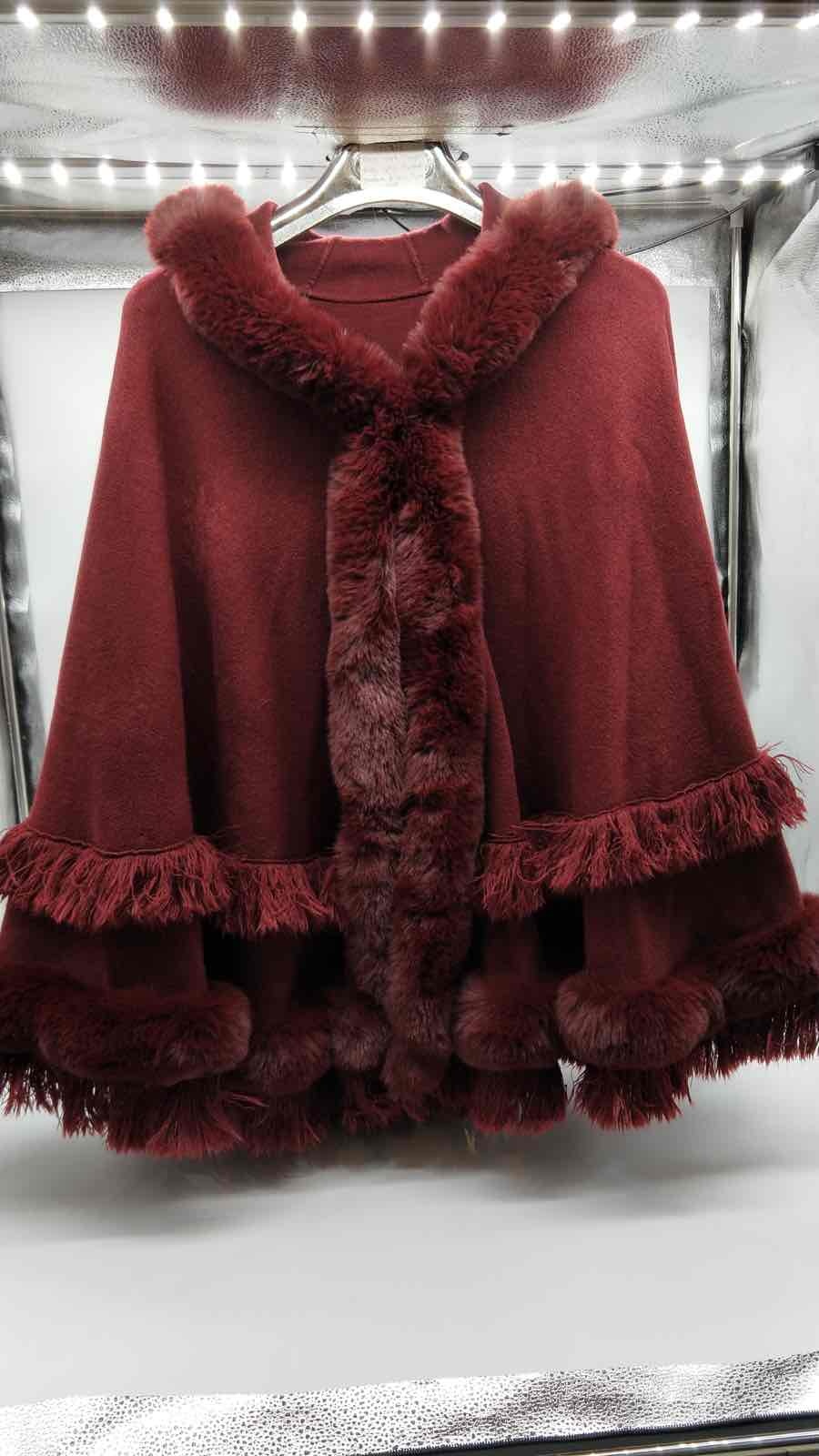 Wholesaler LX Moda - Poncho for woman