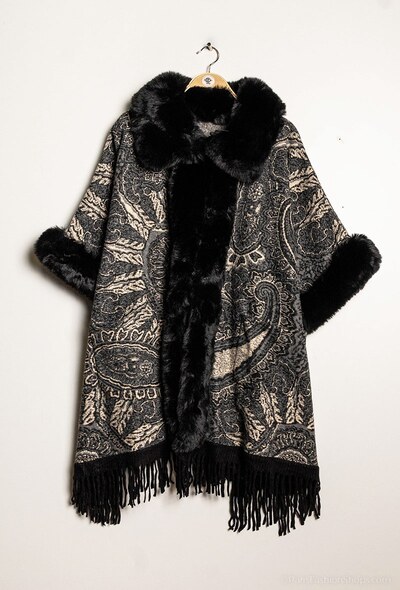 Grossiste LX Moda - Poncho femme cape fausse fourrure Grossiste LX Moda - Poncho femme cape fausse fourrure