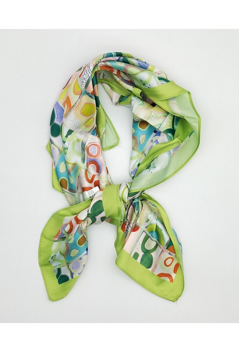 Wholesaler LX Moda - Small square scarf