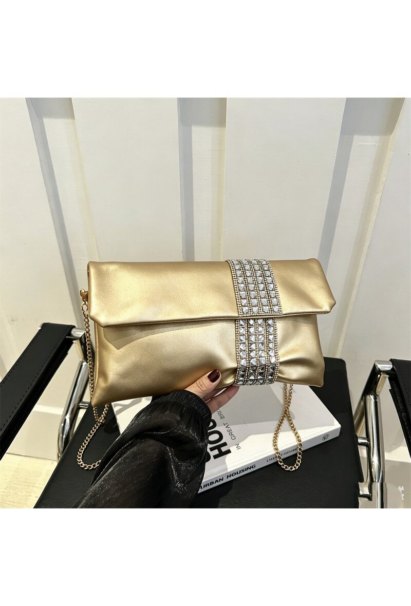 Wholesaler LX Moda - Evening clutch embellished with rhinestones