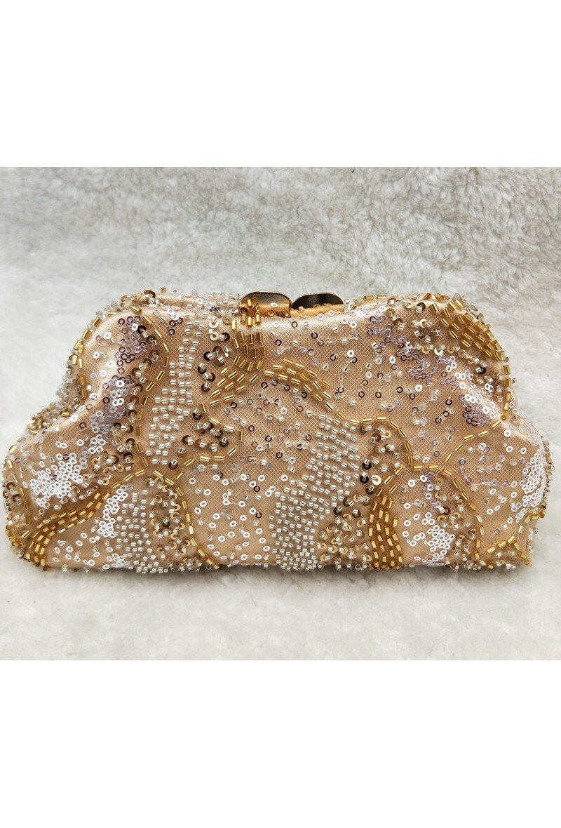 Wholesaler LX Moda - Sequin-embroidered evening clutch