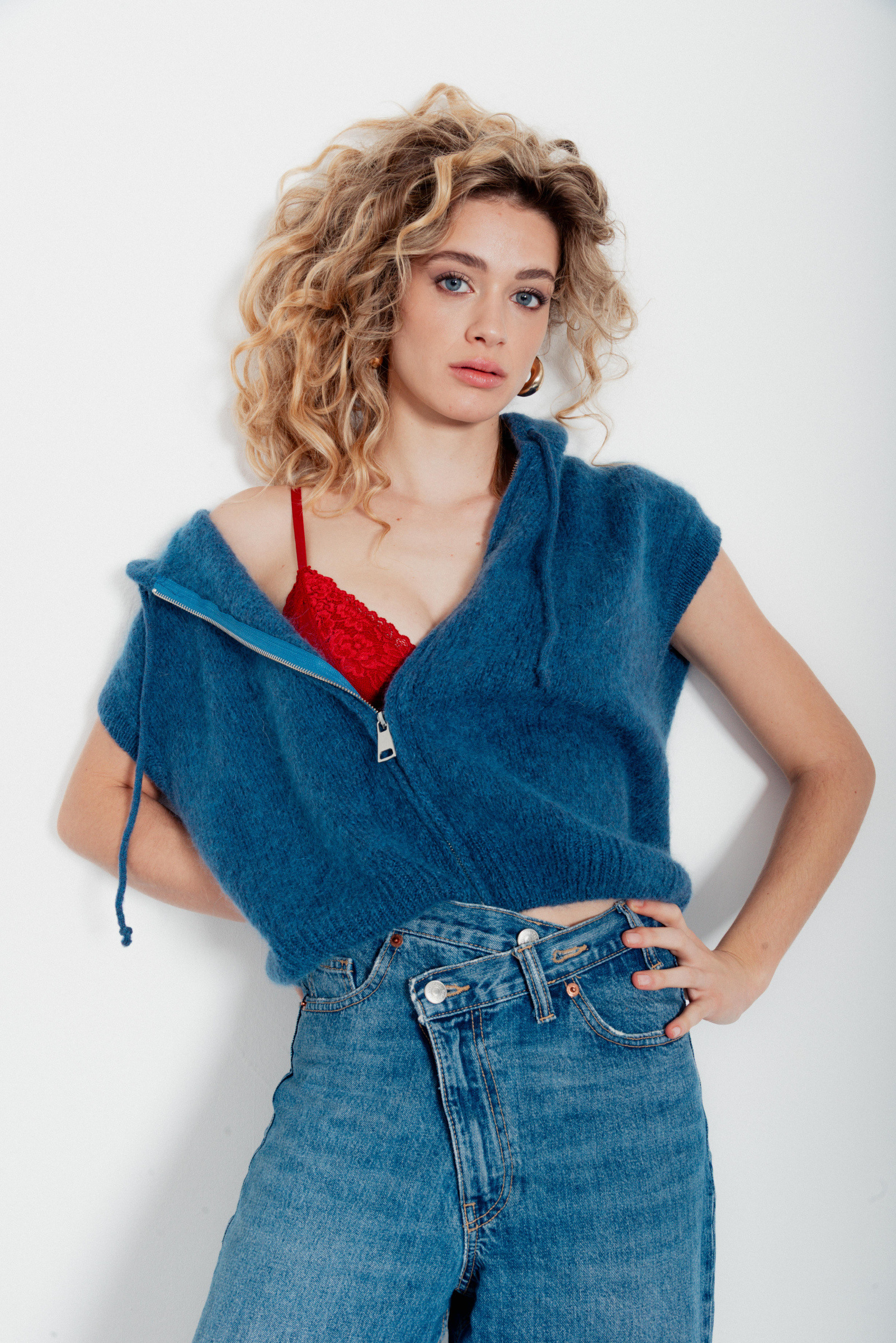 Mayorista LYCHEE - Chaleco de mohair con capucha sin mangas y cremallera