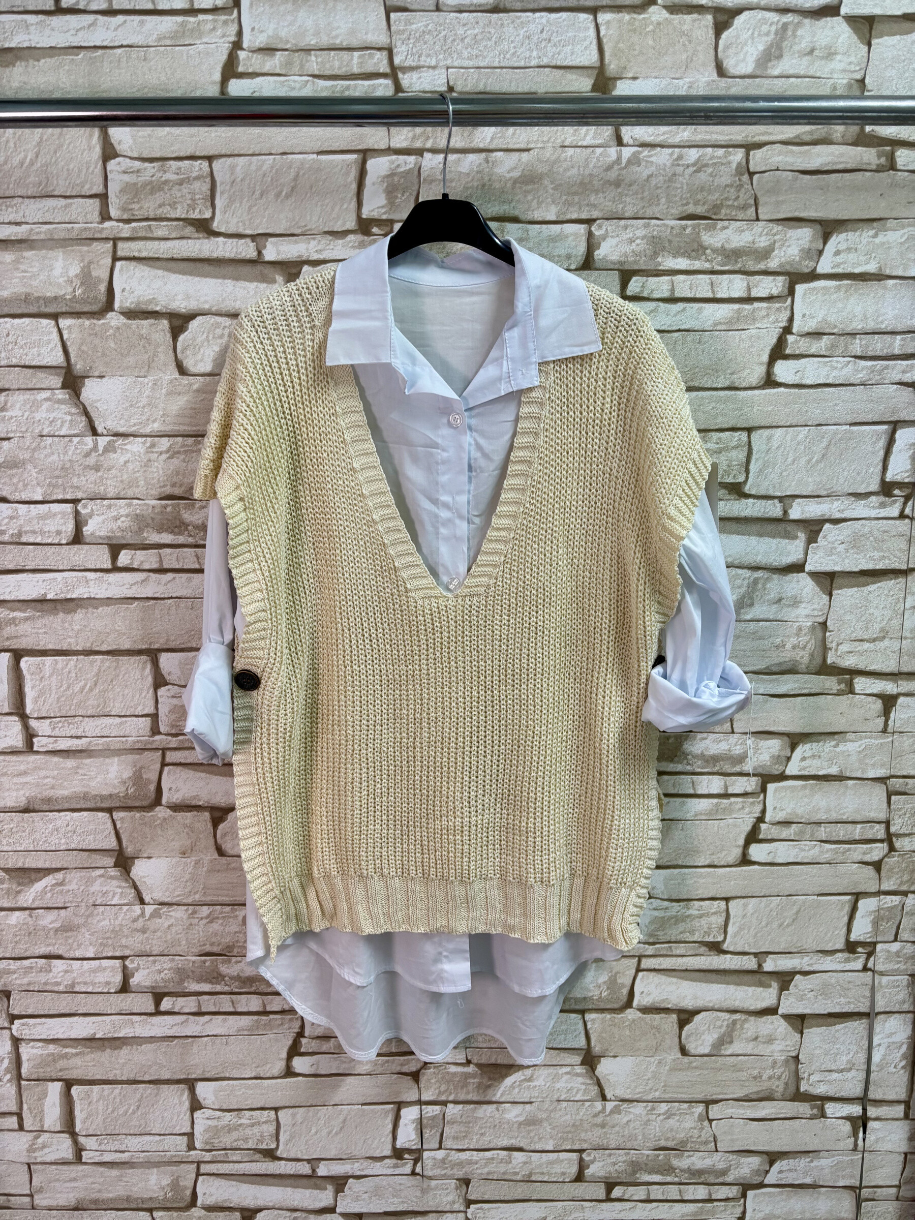 Wholesaler LYCHI - VEST