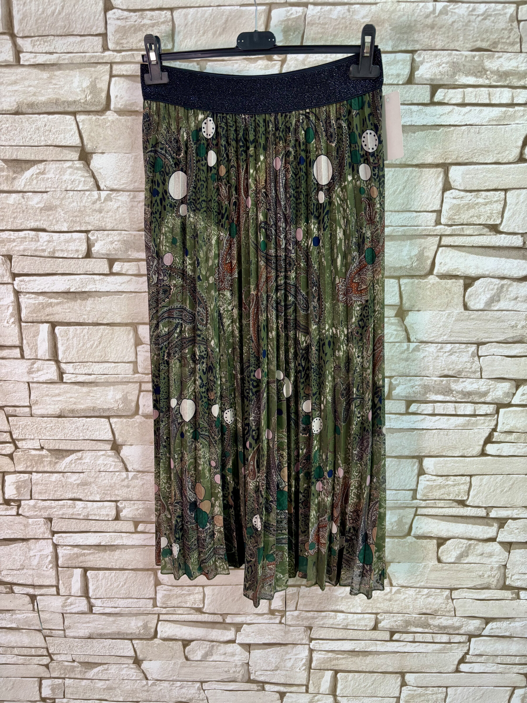 Wholesaler LYCHI - Printed pleated skirt