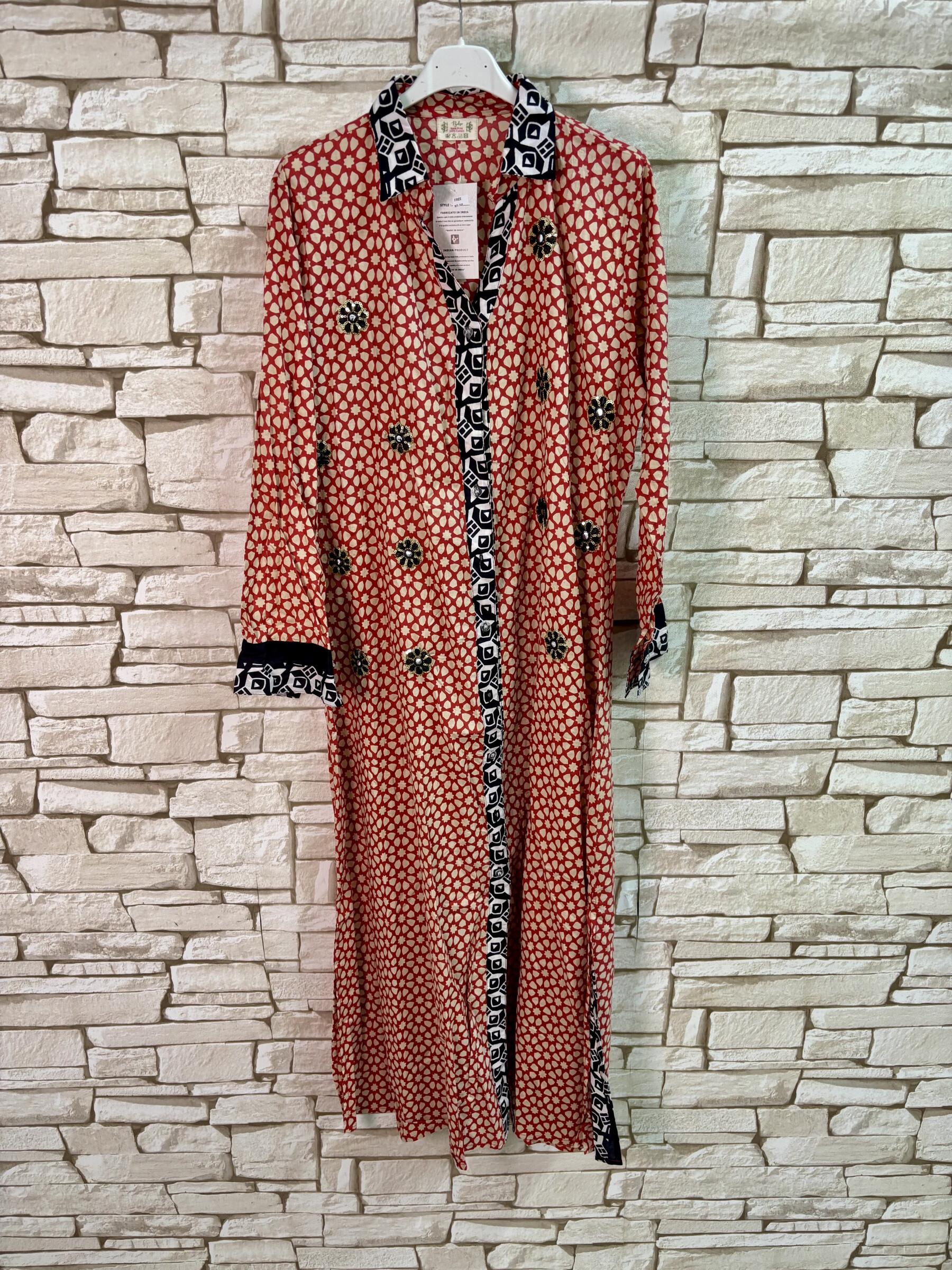 Wholesaler LYCHI - dress