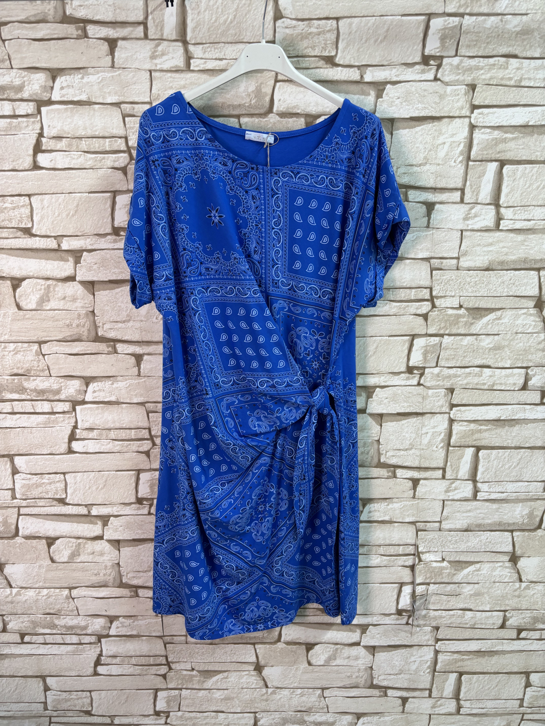 Mayorista LYCHI - VESTIDO DE ALGODÓN CON ESTAMPADO BANDANA