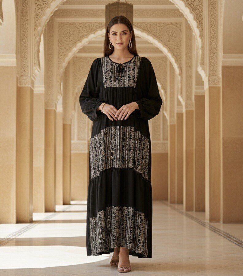 Grossista M&D FASHION - Abaya Donna Elegante – Taglio Fluido e Dettagli Ricamati Raffinati