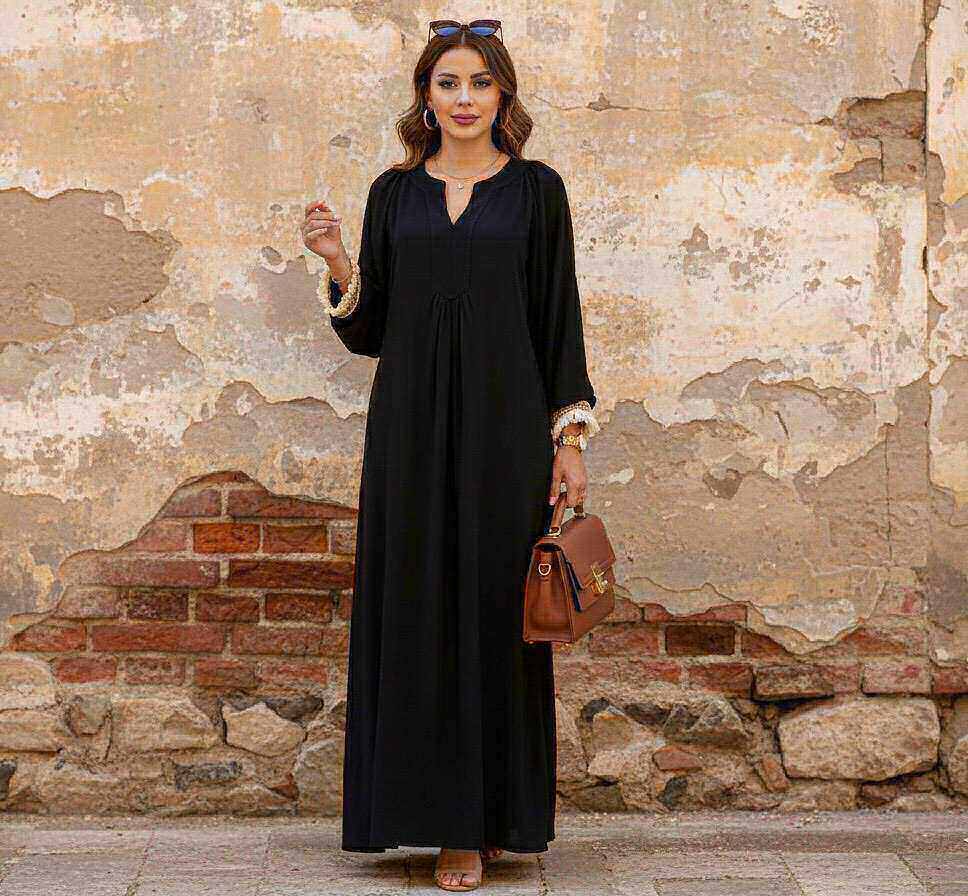 Grossista M&D FASHION - Abaya Fluida Stile Impero con Finiture Metalliche