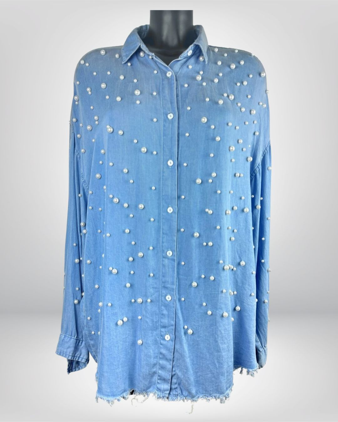 Wholesaler M&D FASHION - White shirt long 85 cm with resistant pearls