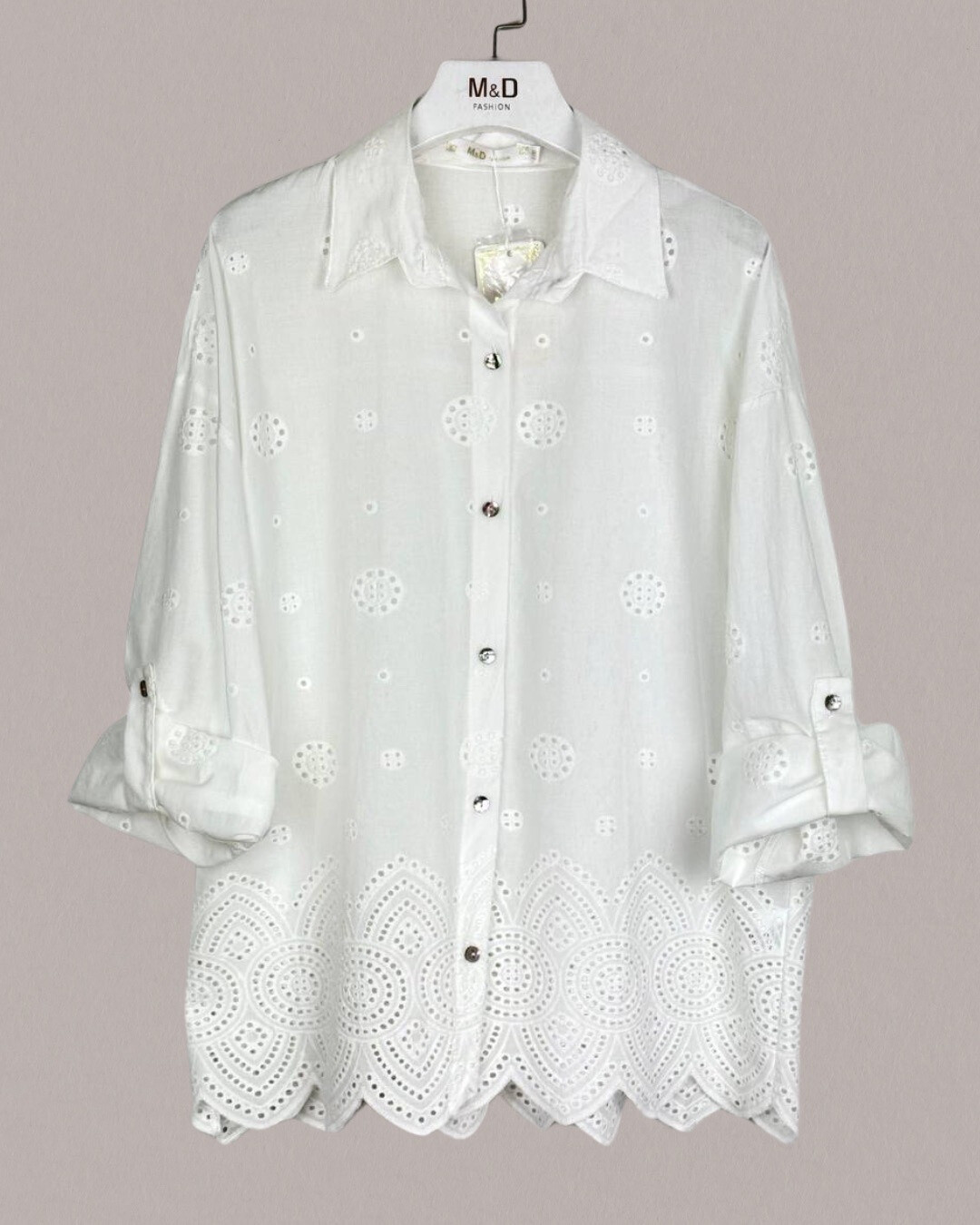 Wholesaler M&D FASHION - Cotton shirt embroidered with classic collar and turned sleeves