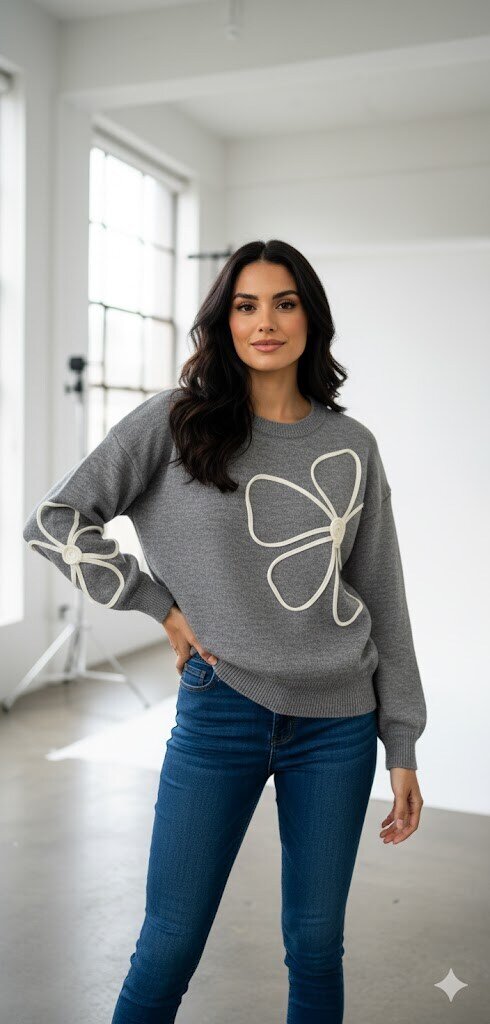 Mayorista M&D FASHION - Suéter de punto adornado con grandes flores bordadas