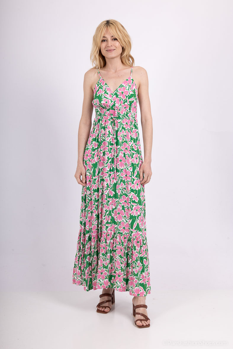 Grossiste M&D FASHION - Robe longue à bretelles fines avec imprimé floral