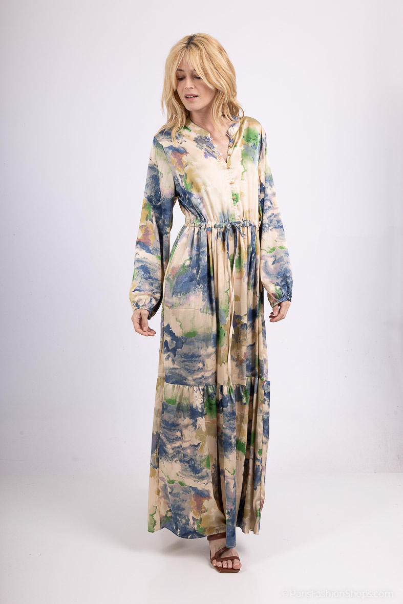 Grossista M&D FASHION - Abito lungo fluido con stampa astratta