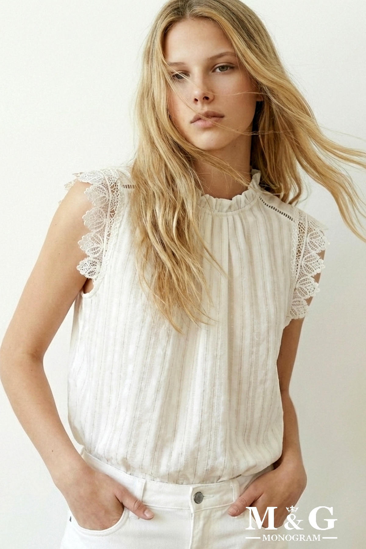Wholesaler M&G MONOGRAM - Cotton blouse with lace and shiny threads