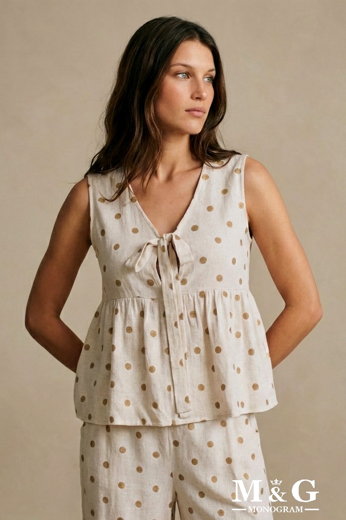 Grossiste M&G MONOGRAM - Blouse sans manches à basque froncée et lien à nouer, en mélange lin-viscose
