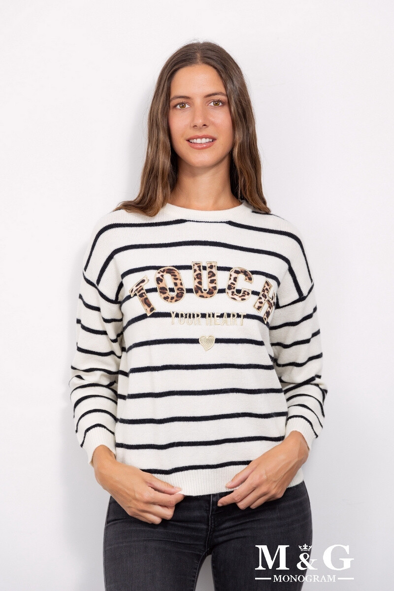 Grossiste M&G MONOGRAM - Pull à rayures avec inscription Léo brodée "Touch Your Heart"