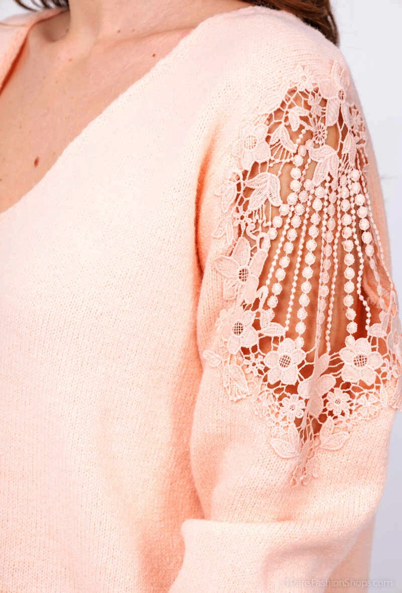 Grossiste M&G MONOGRAM - Pull col V avec dentelle aux épaules