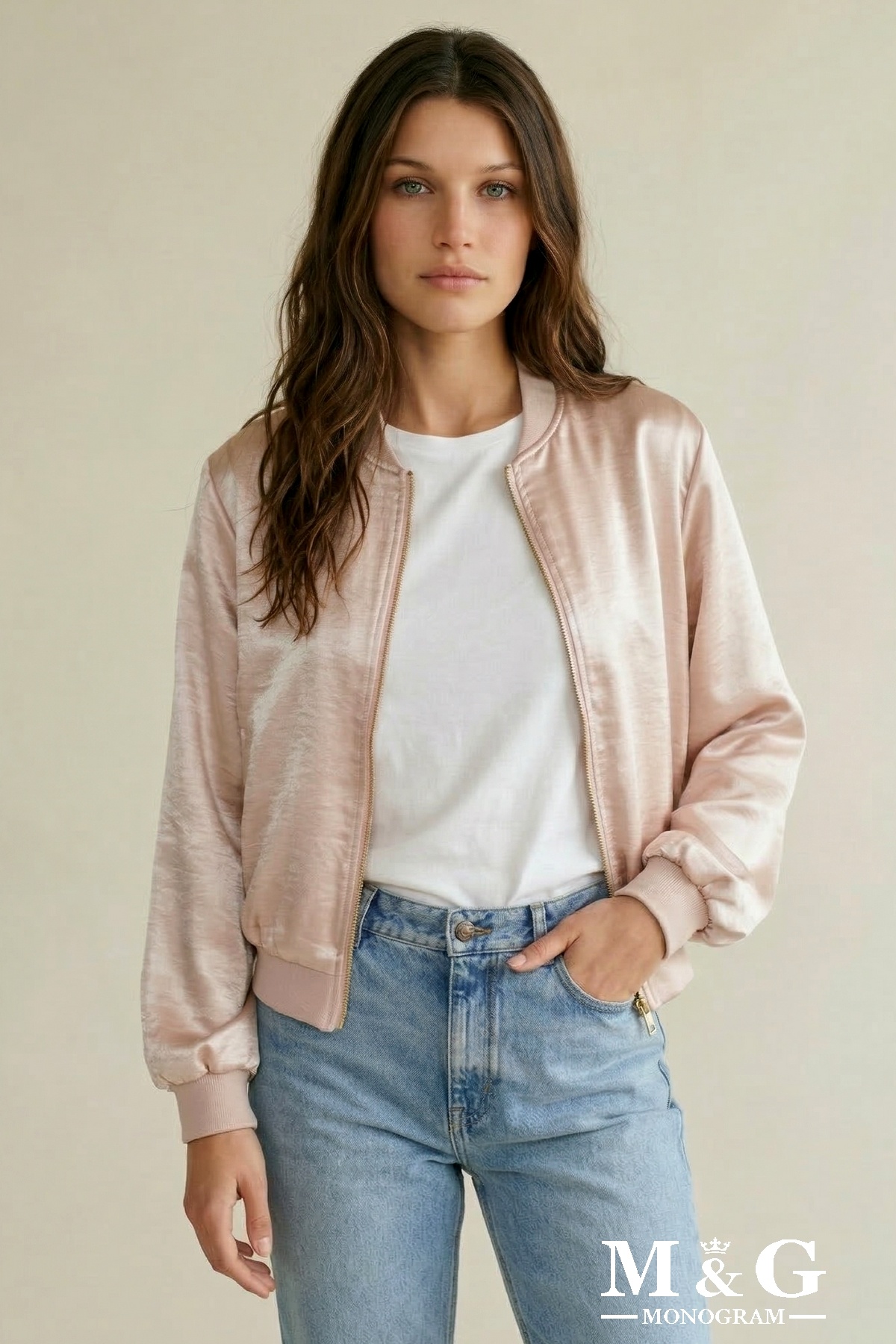 Grossiste M&G MONOGRAM - Bomber en satin martelé avec manches volume