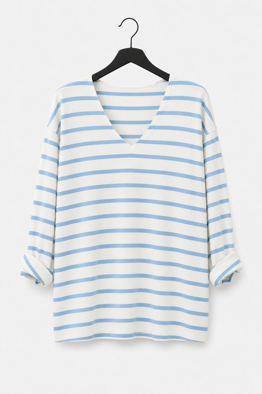 Wholesaler M&G Pronto Moda - Women's oversized striped sweater with V-neck and rolled-up sleeves