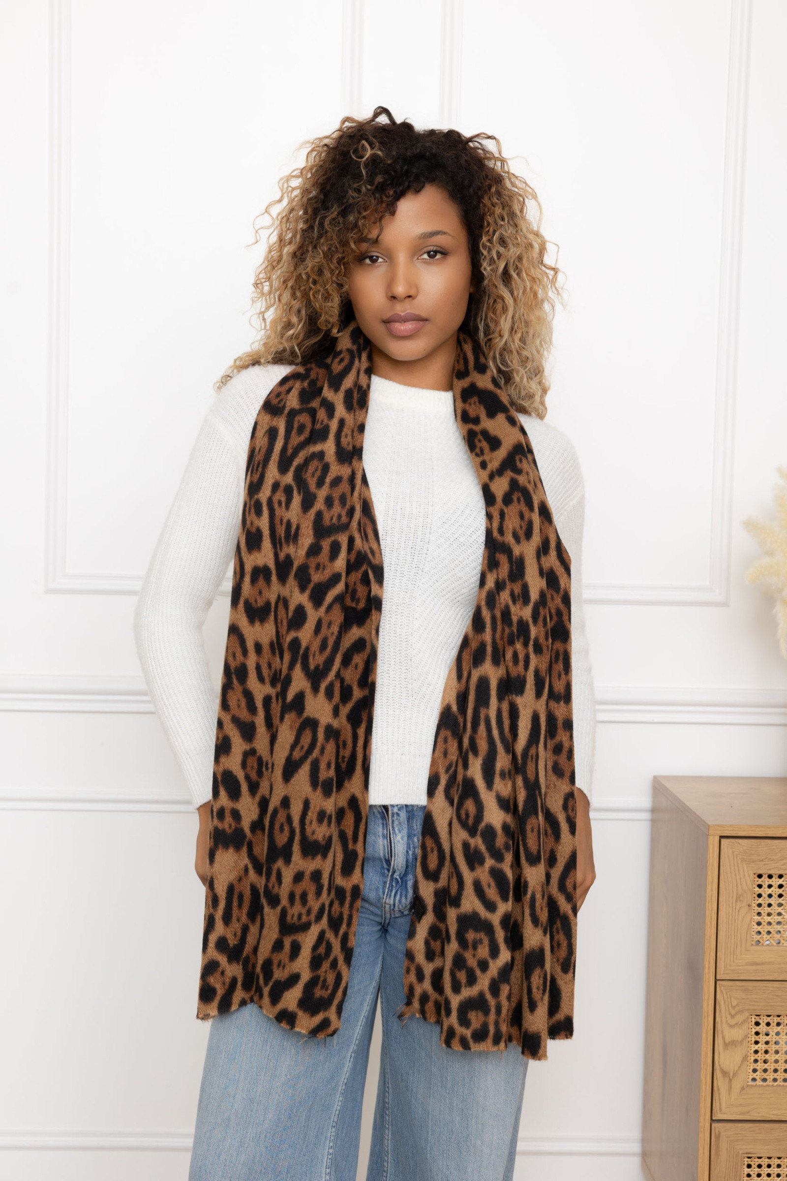 Grossiste M&P Accessoires - Écharpe imprimé animalier léopard