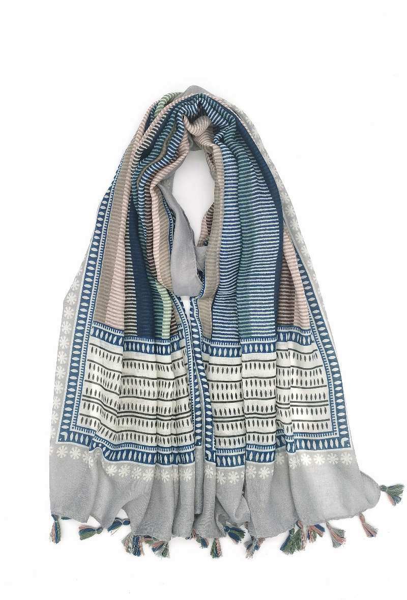 Großhändler M&P Accessoires - Bedruckter Schal mit mehrfarbigen Pompons
