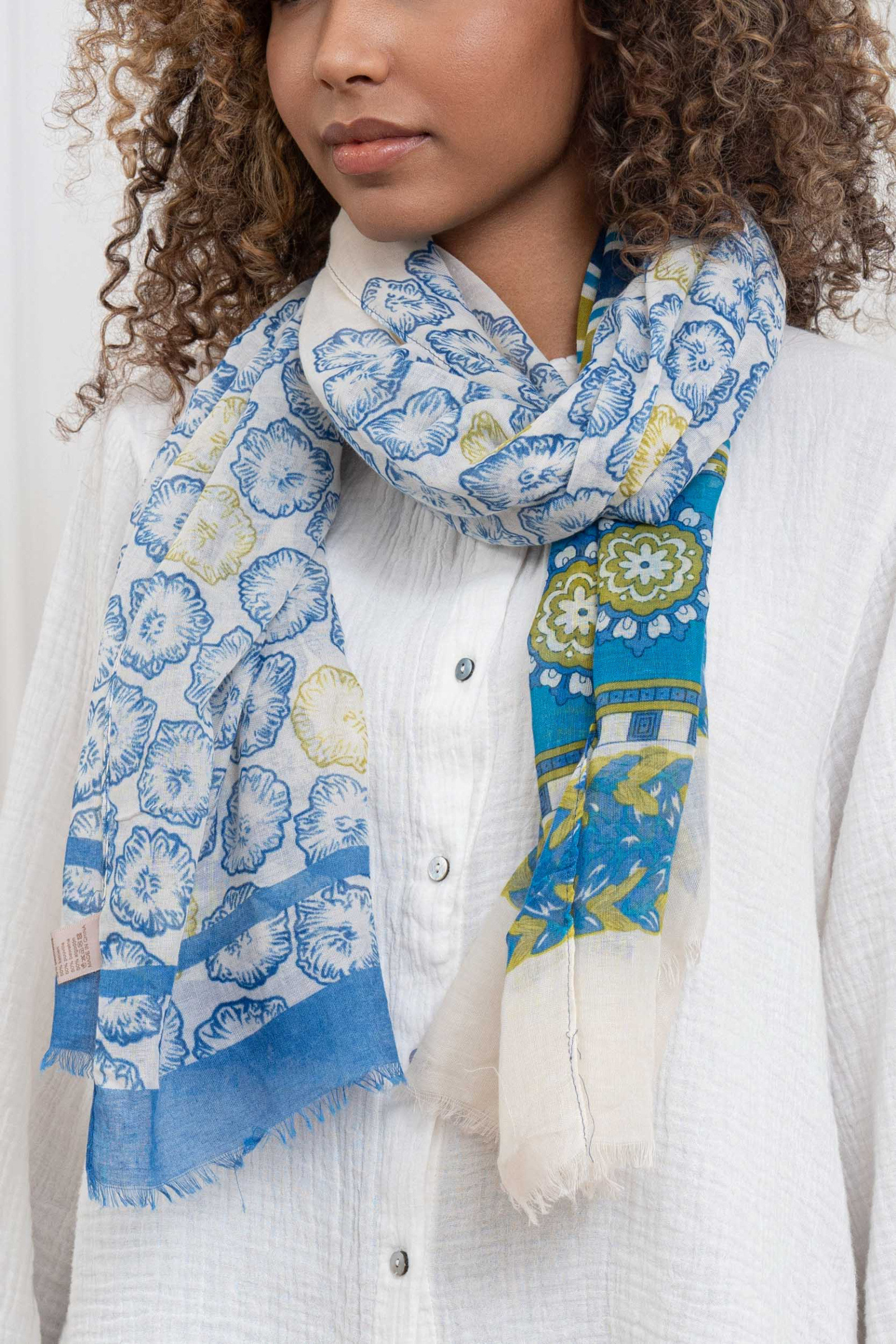 Mayorista M&P Accessoires - Pañuelo estampado flores