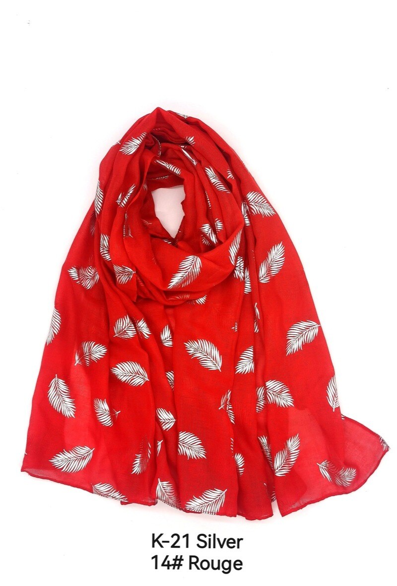 Wholesaler M&P Accessoires - Shiny silver printed scarf with leaf pattern