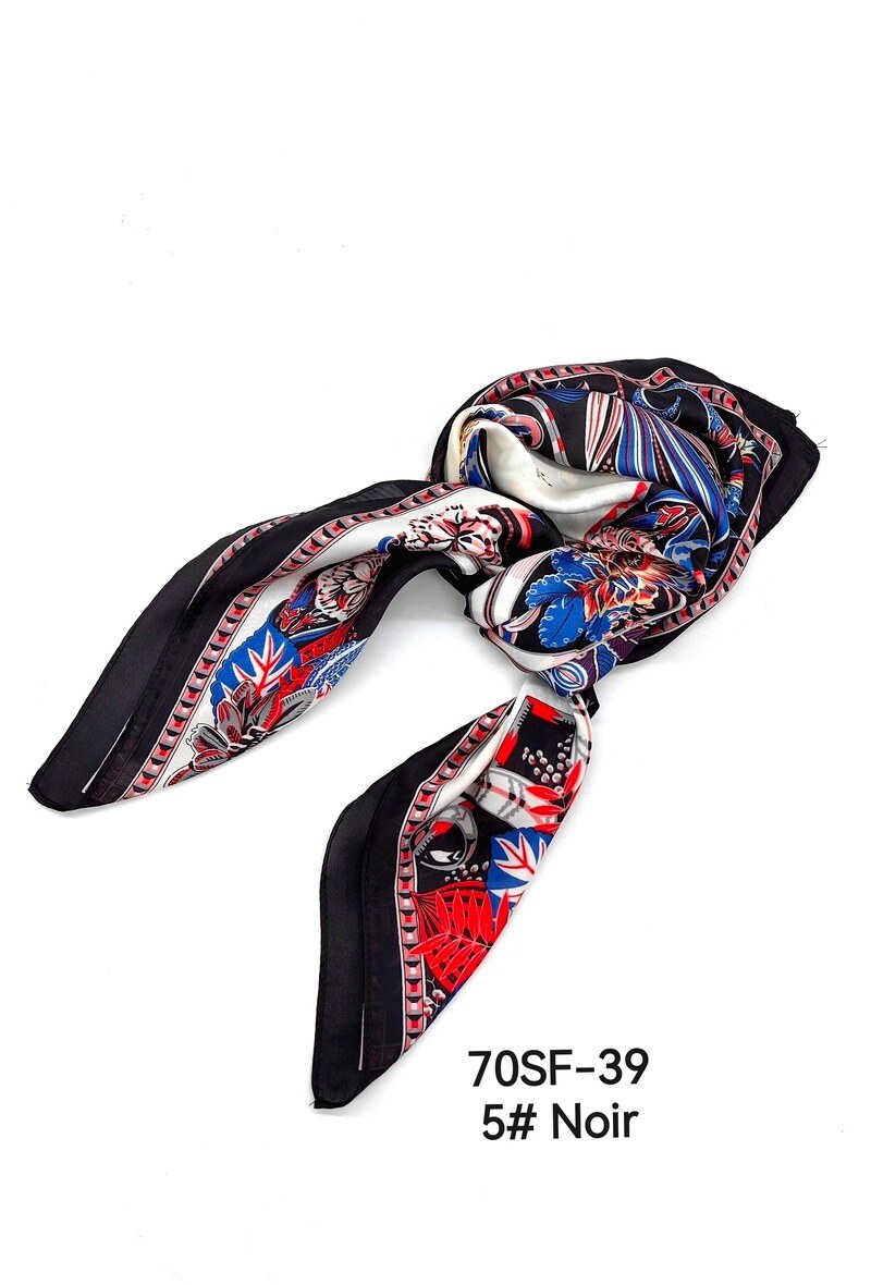 Grossista M&P Accessoires - Piccola stampa floreale quadrata di 70x70 cm