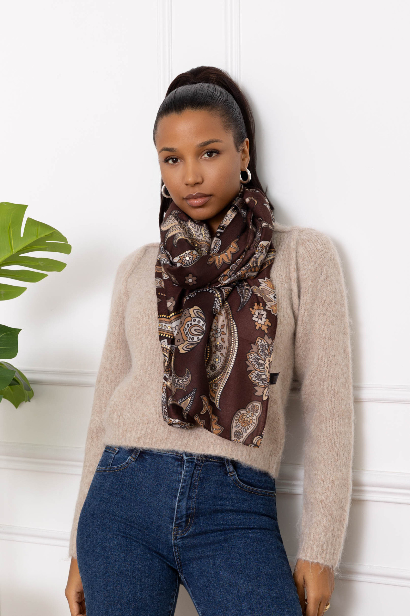 Großhändler M&P Accessoires - Schal mit Paisley-Print und Vergoldung