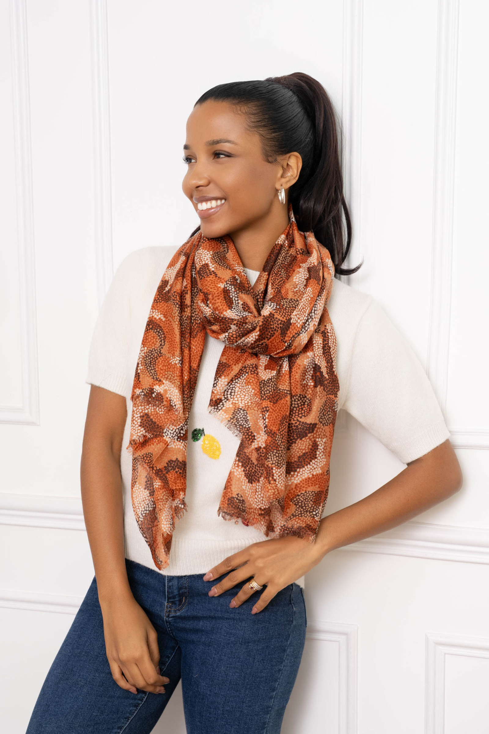 Wholesaler M&P Accessoires - Impressionist print scarf with sequins