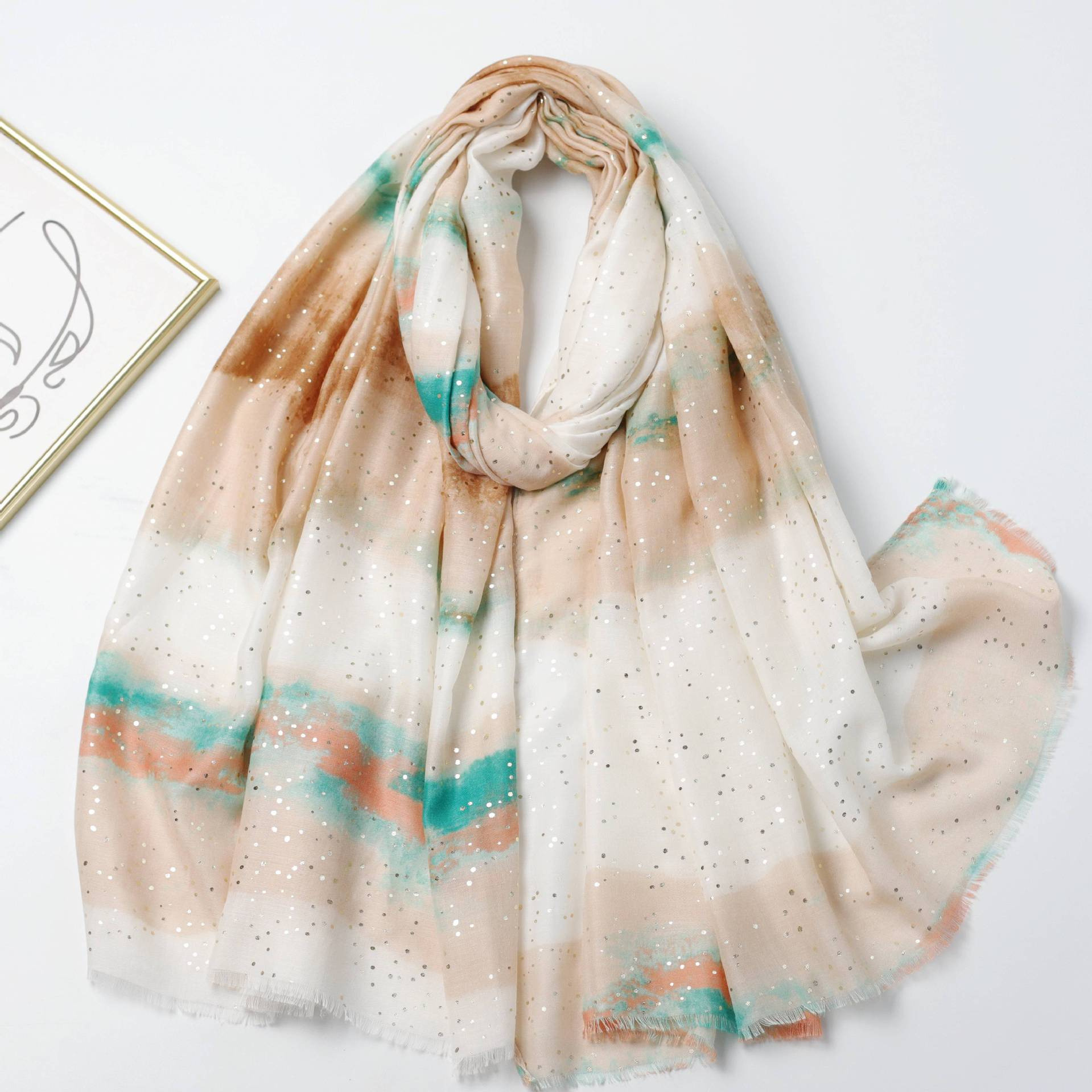 Mayorista M&P Accessoires - Fular con estampado degradado y dorado