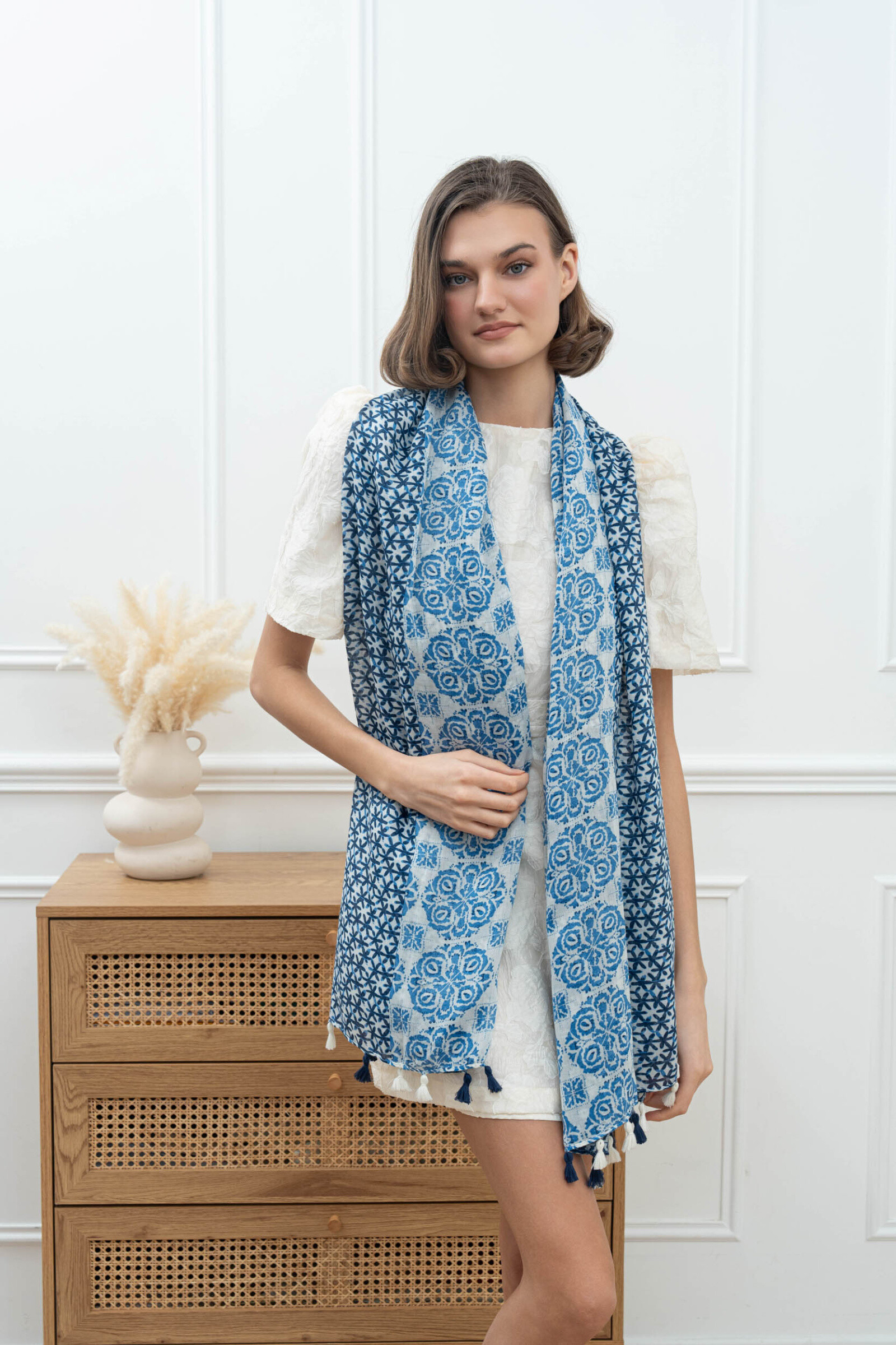 Wholesaler M&P Accessoires - Gradient print scarf with gilding