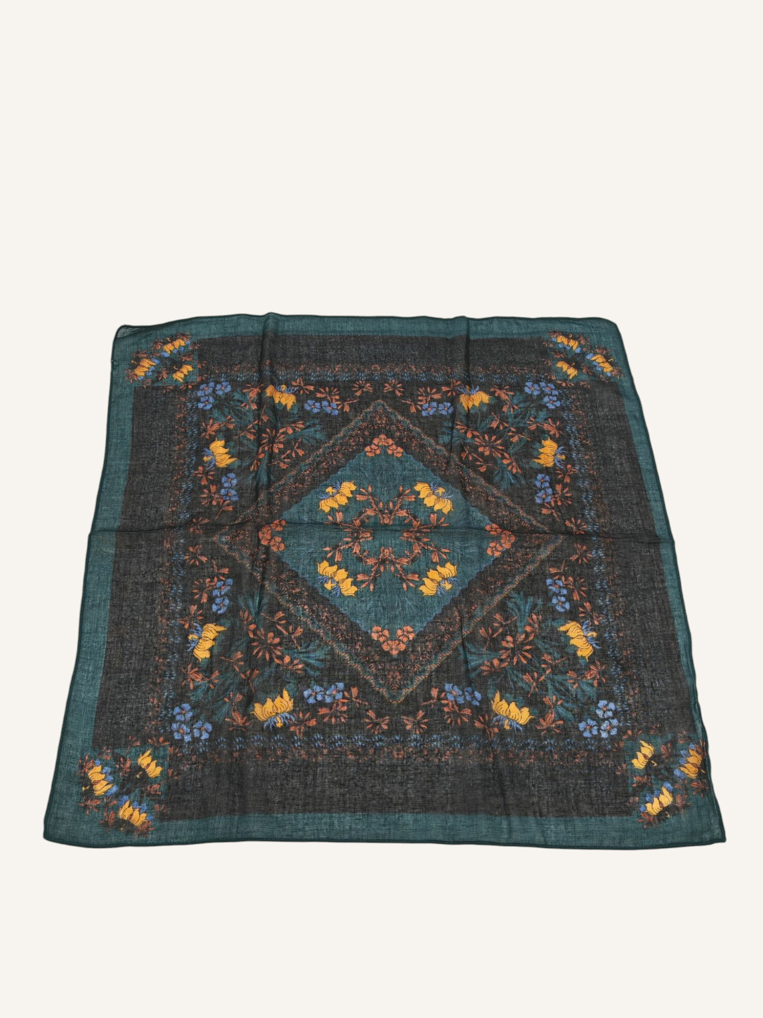 Wholesaler M&P Accessoires - Small square 58*58cm light printed flower