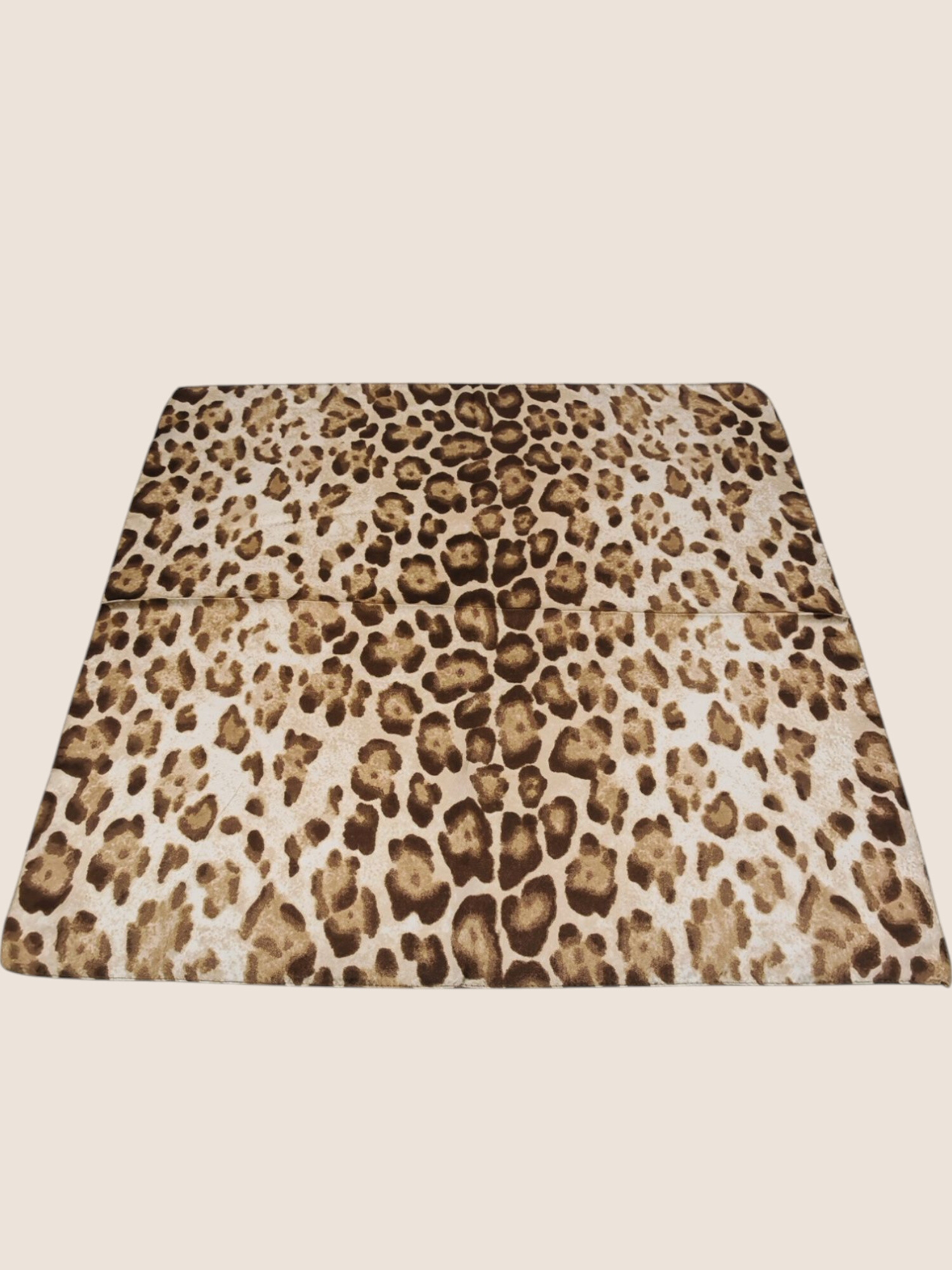 Wholesaler M&P Accessoires - Small square 70cm printed