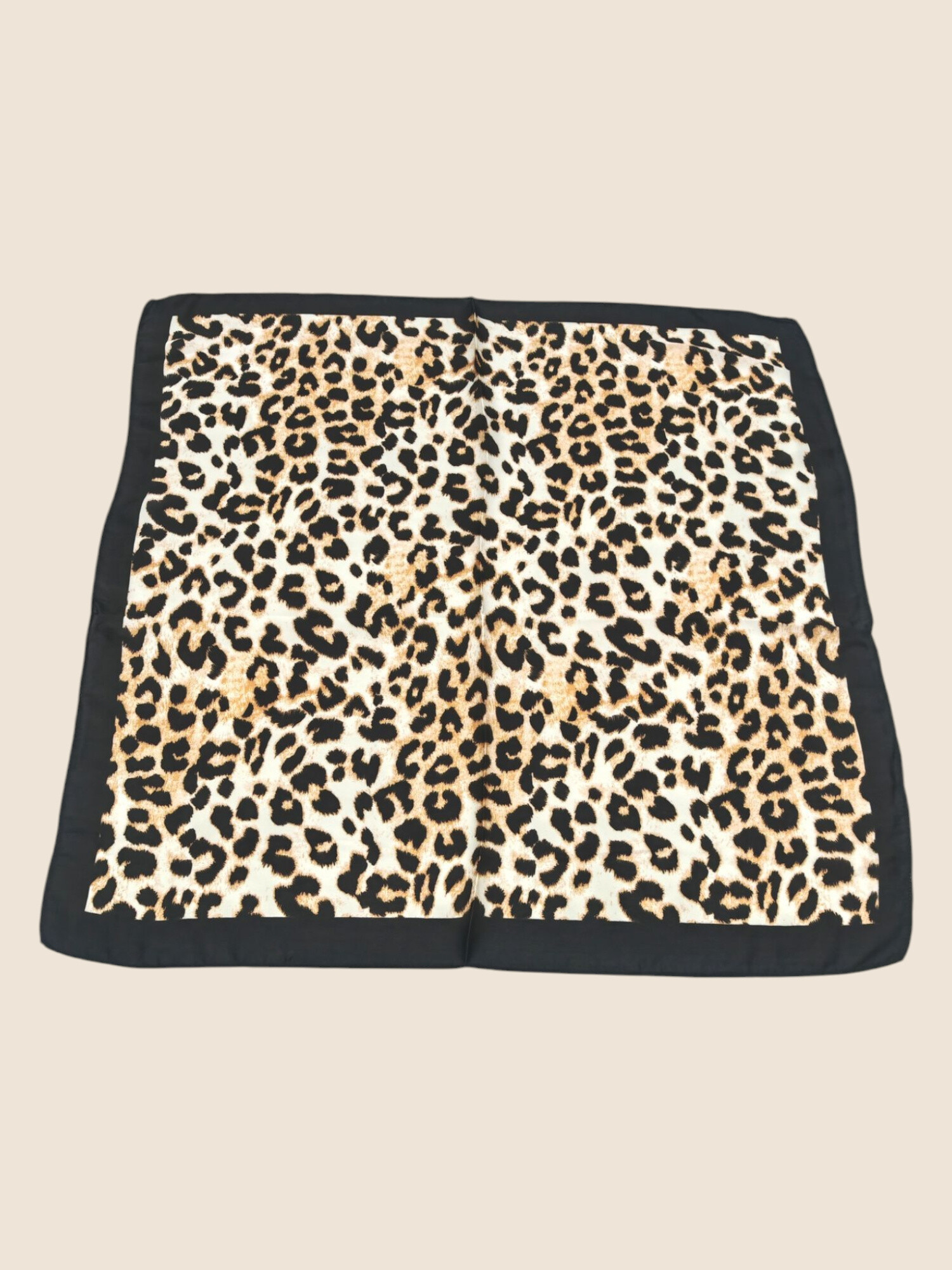 Grossiste M&P Accessoires - Petit carré 60*60cm léger imprimé léopard