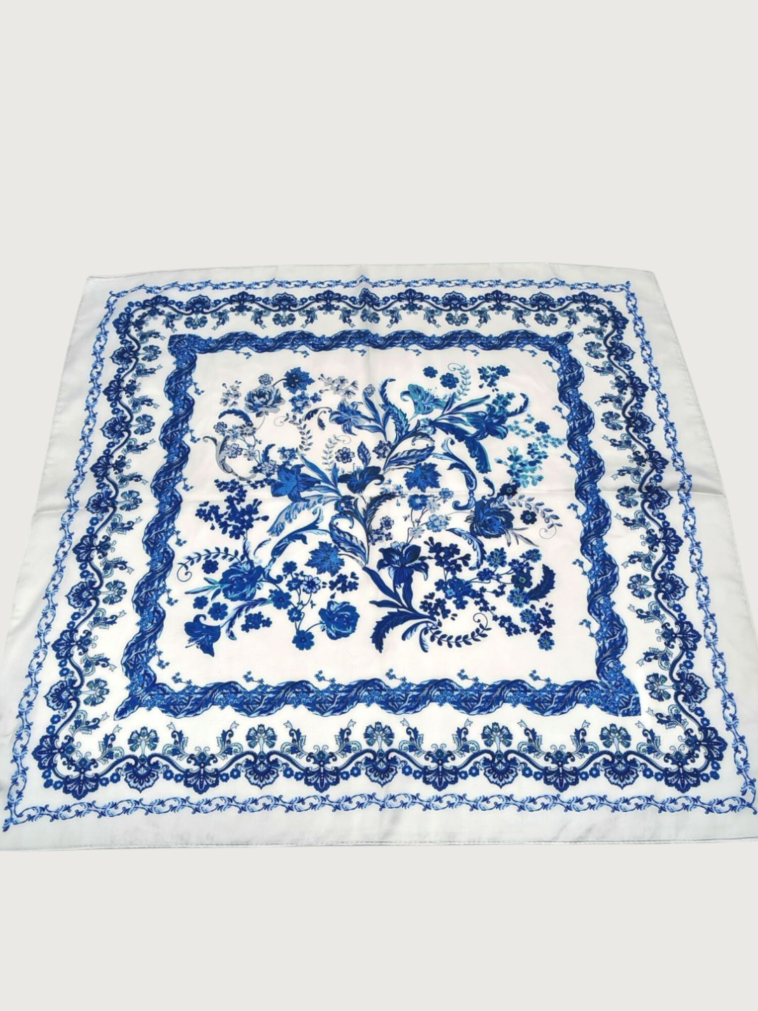 Grossista M&P Accessoires - Stampa fantasia quadrata piccola 70*70 cm