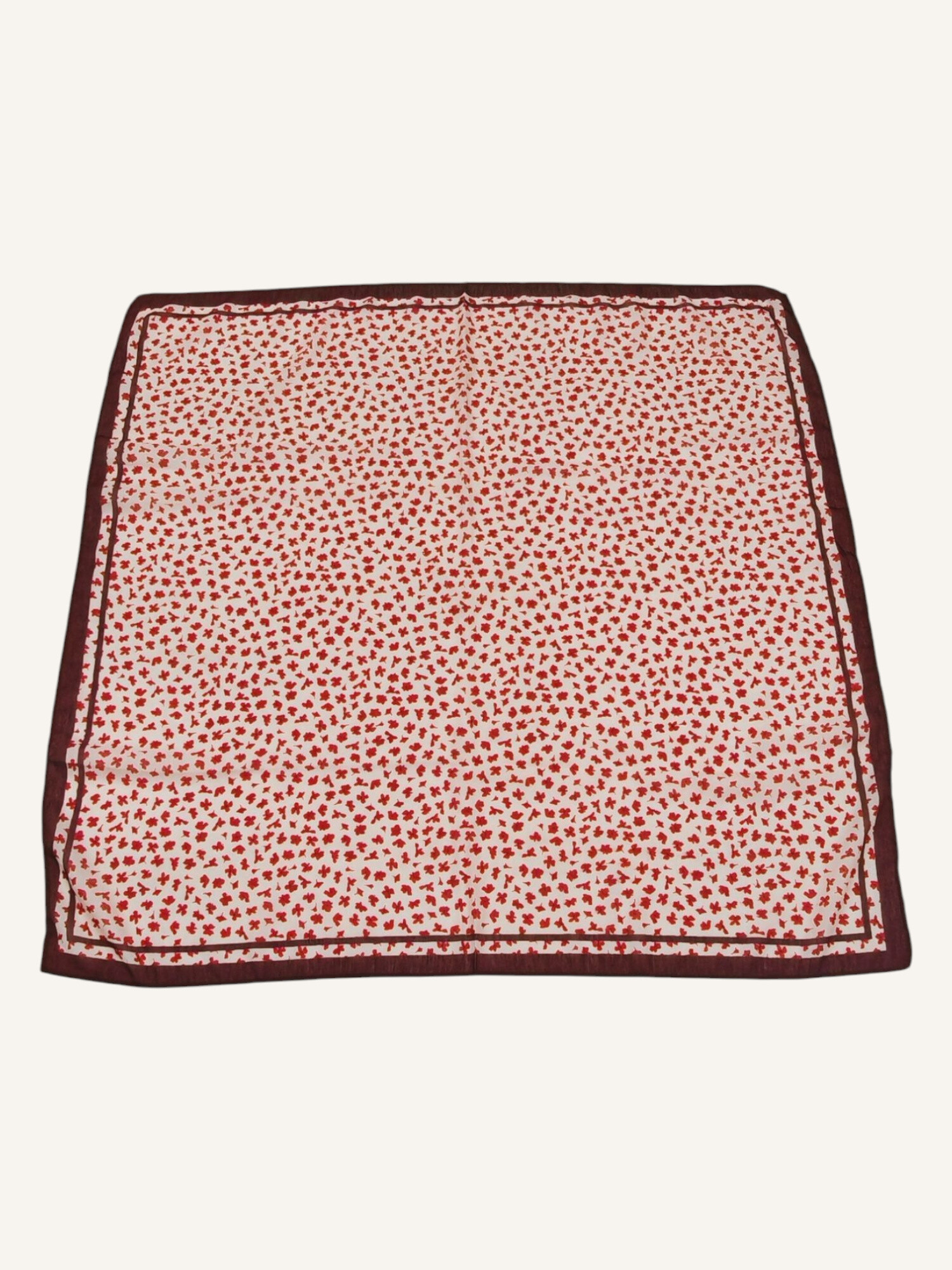 Grossiste M&P Accessoires - Petit carré 70*70cm imprimé petites fleurs