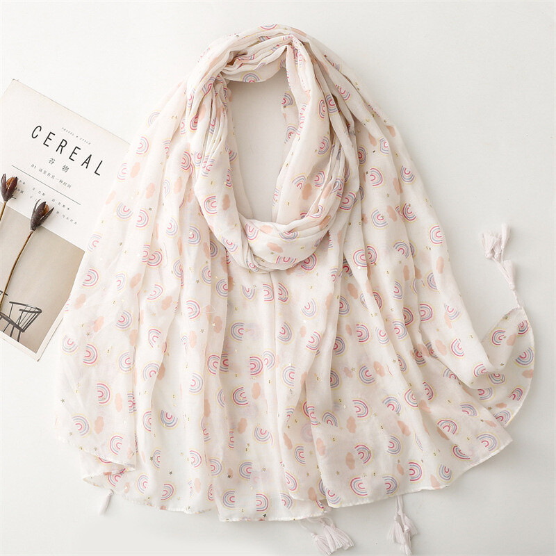 Wholesaler M&P Accessoires - Leaf print scarf with pompoms