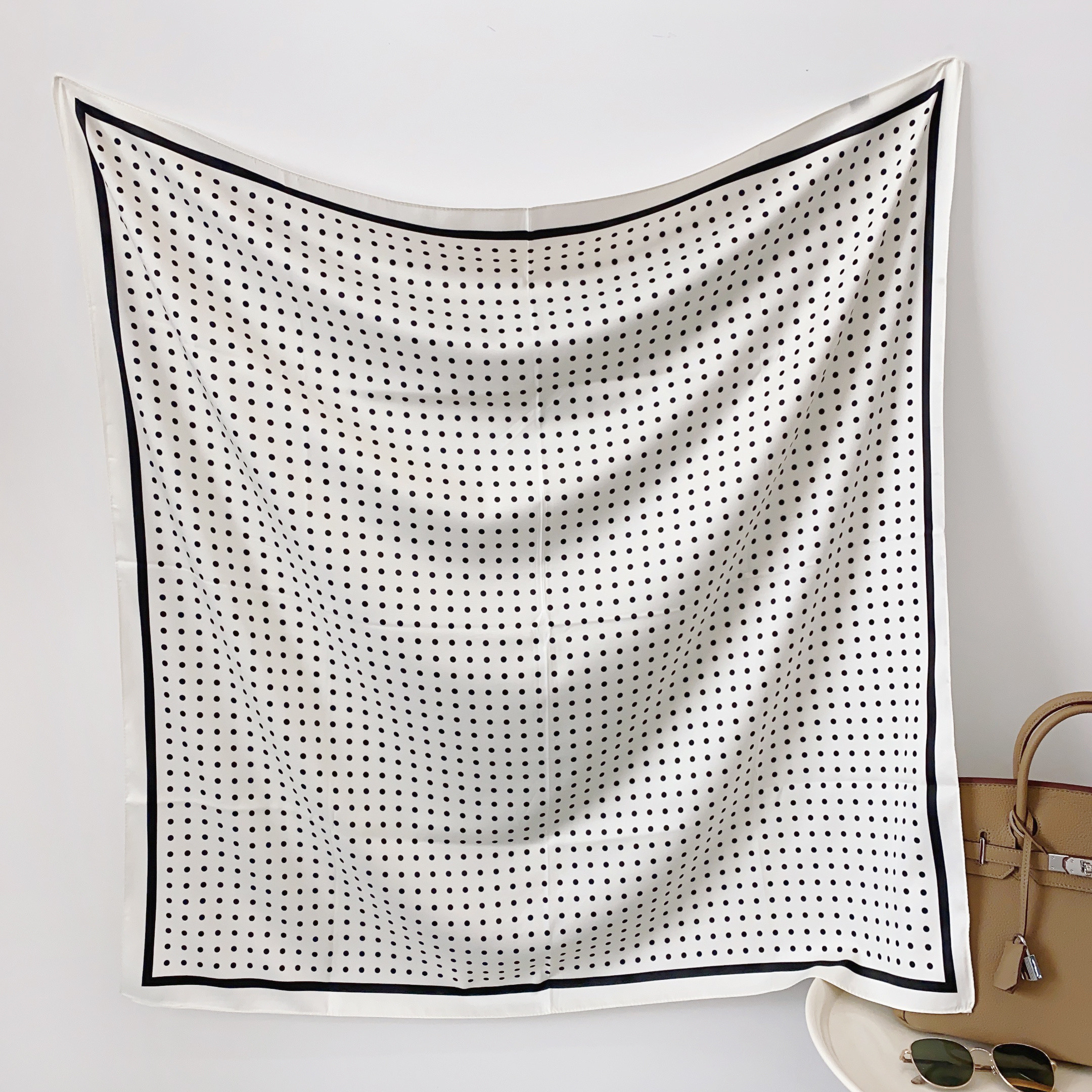 Mayorista M&P Accessoires - Cuadrado 90cm estampado