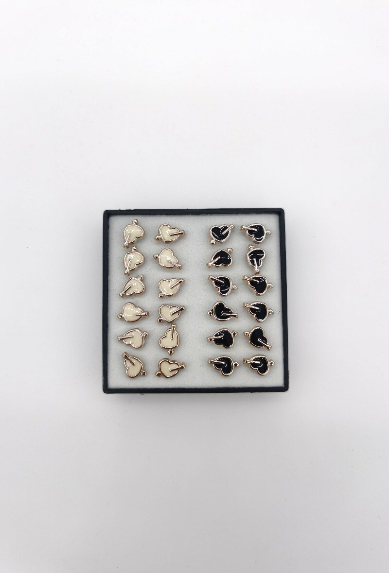 Grossiste M&P Accessoires - Boucles d'oreilles piercing boîte de 12