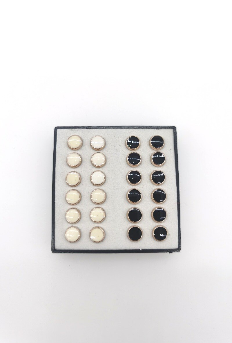Grossiste M&P Accessoires - Boucles d'oreilles piercing boîte de 12