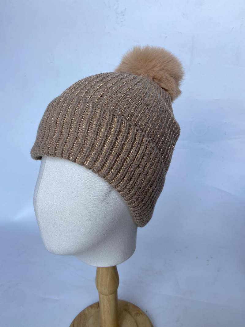 Wholesaler Mac Moda - women pompom  beanie with synthetic fur lining