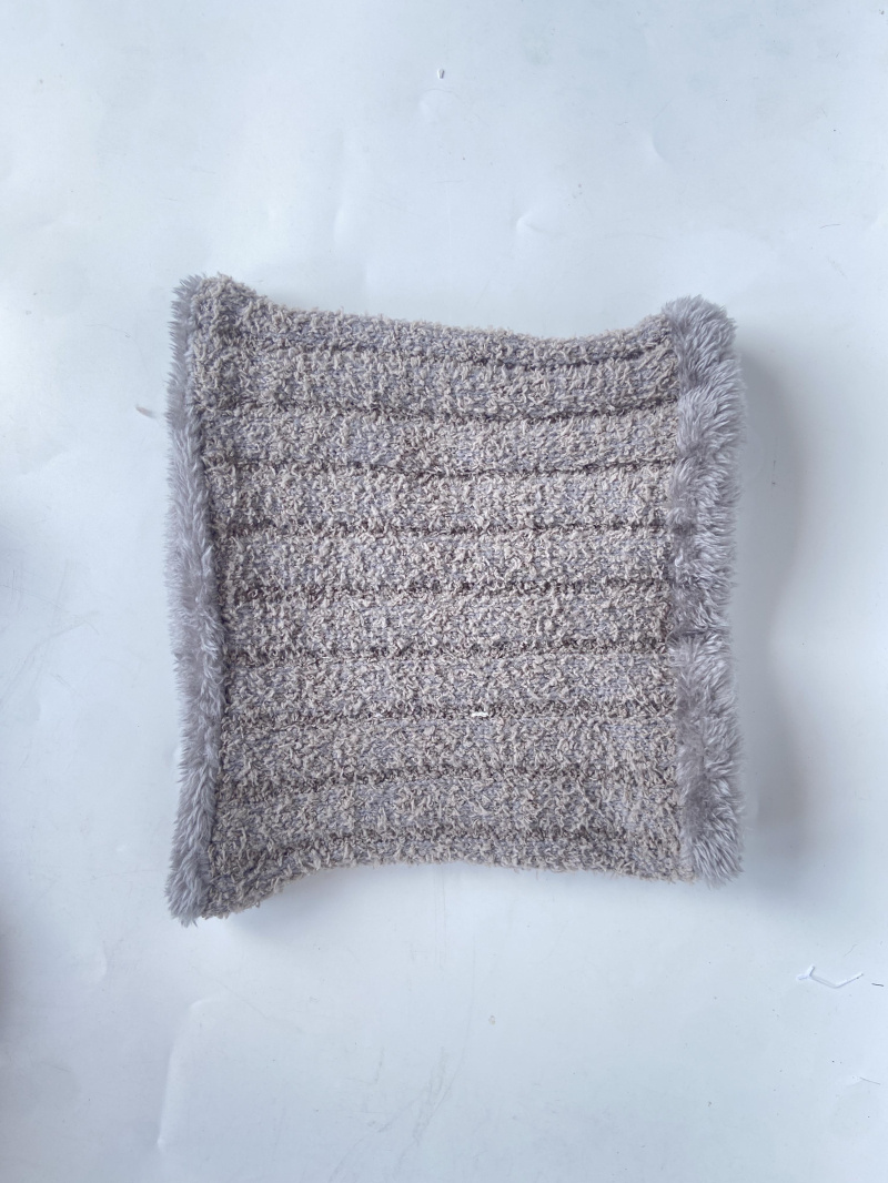 Wholesaler Mac Moda - Lined choker scarf