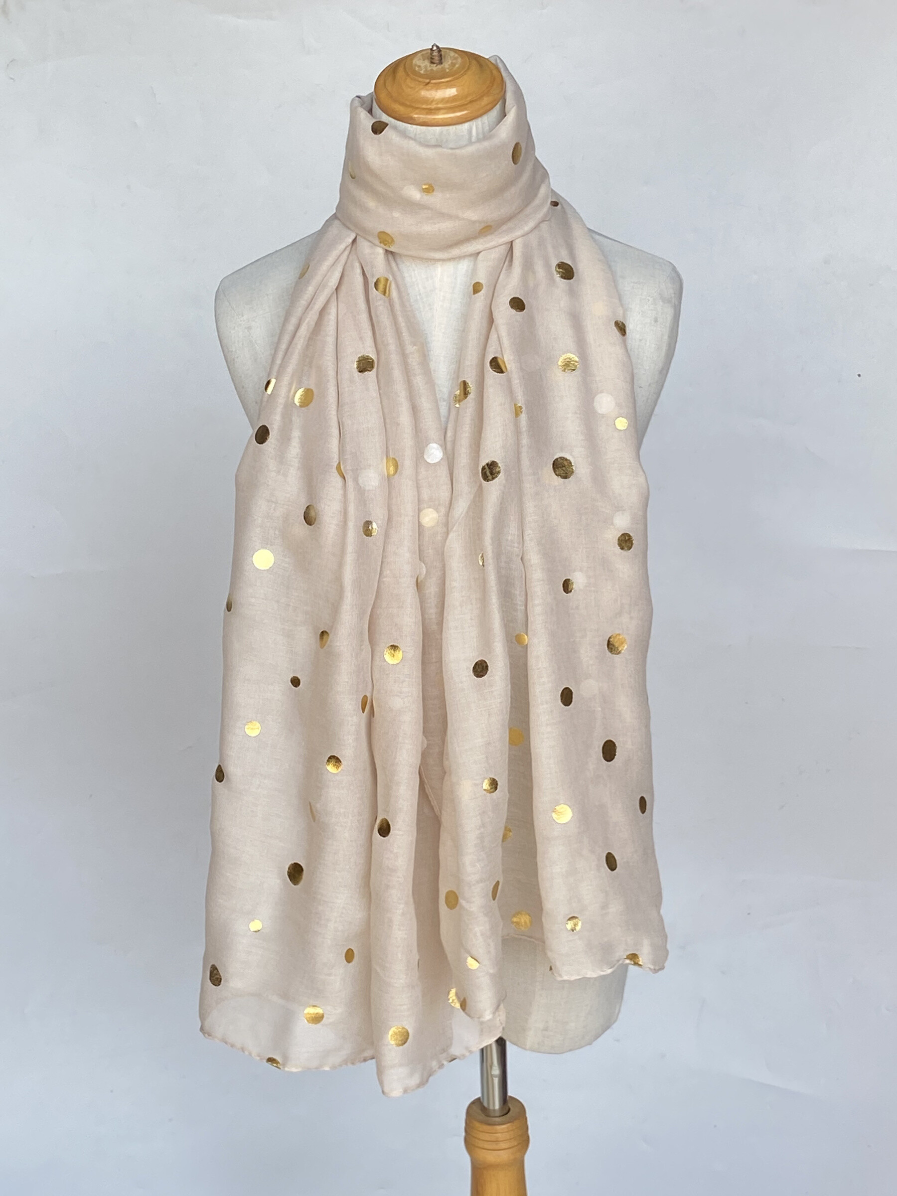 Wholesaler Mac Moda - gilding scarf