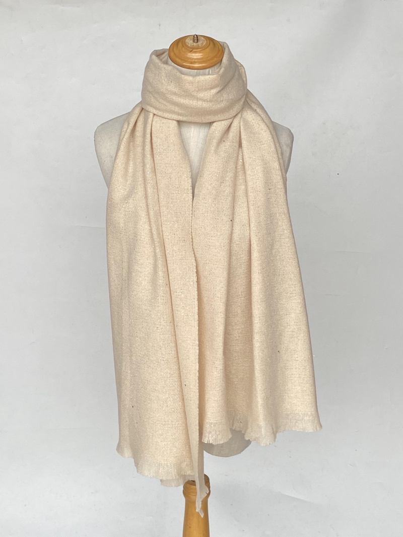 Wholesaler Mac Moda - Fringed printed scarf